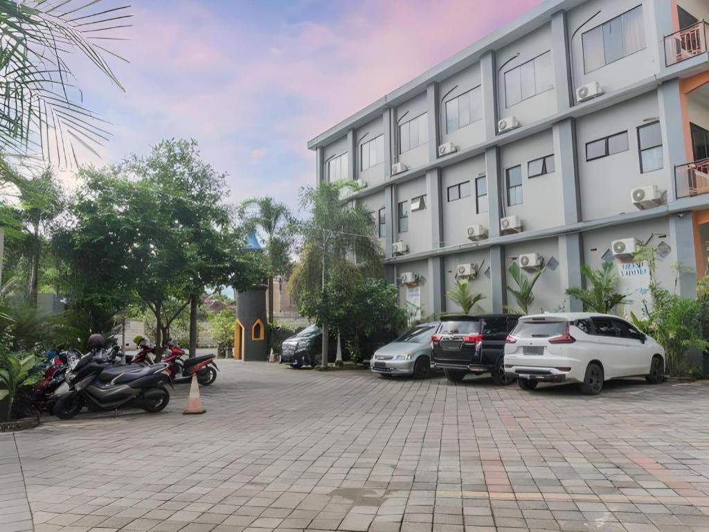 Jembel Grand Valonia酒店 外观 照片
